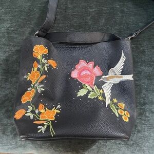 NWOT Beaded Embroidered Bucket Bag
